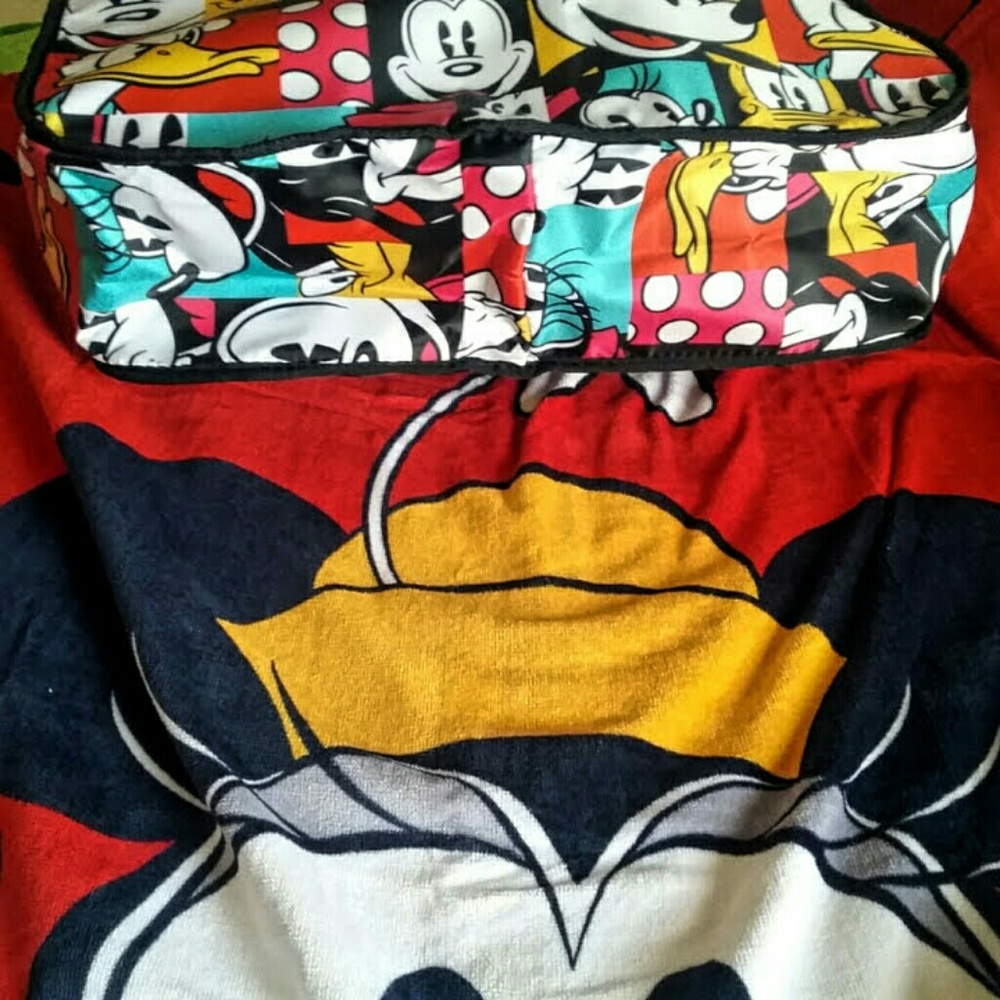** Limited #** Mickey Tote NWT - Picture 5 of 6